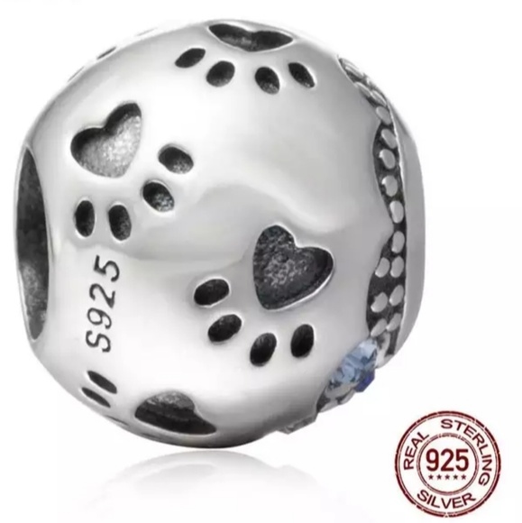 Pave paw print with crystals charm. - Picture 3 of 8